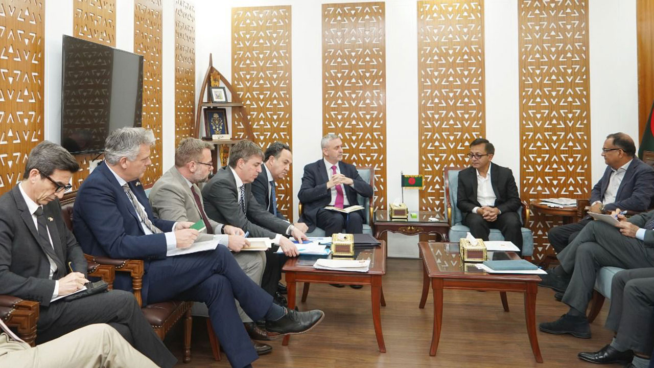 দেশকে বিনিয়োগবান্ধব করতে চাই : বাণিজ্যমন্ত্রী