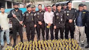 জামালপুরে ইটের নিচে লুকিয়ে রাখা টিসিবির ৭২২ বোতল ভোজ্যতেল জব্দ