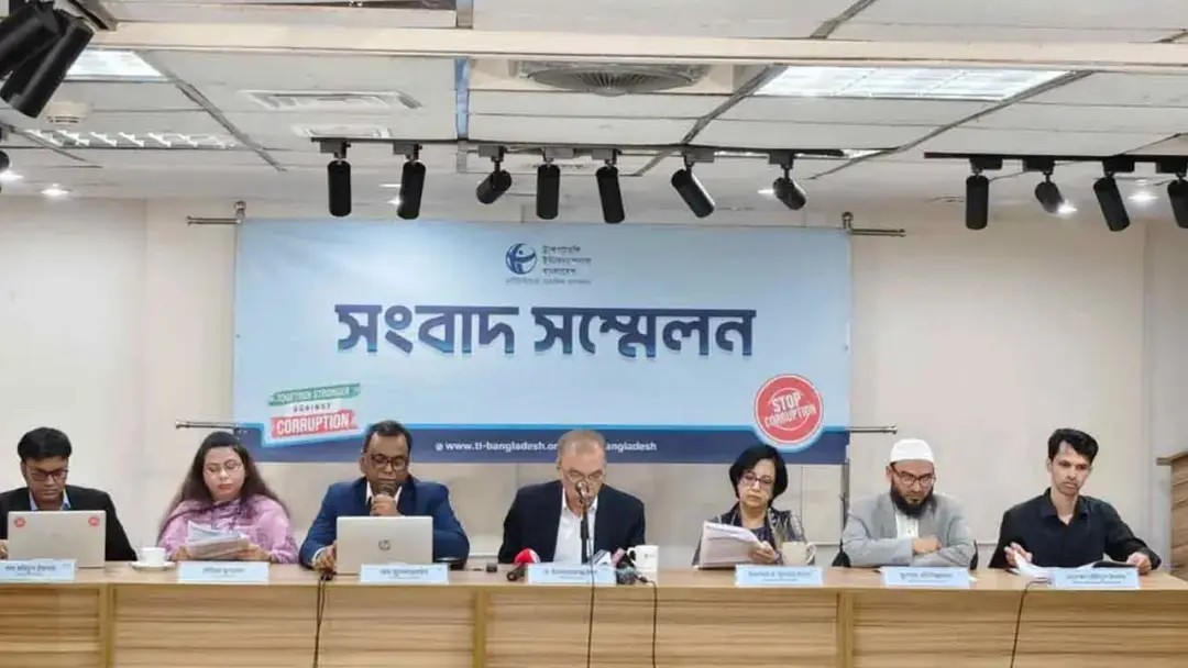 নতুন সরকারের ১০০ দিনে খুন, ডাকাতি, ছিনতাই ও অপহরণের ১১৮৫ ঘটনা: টিআইবি প্রতিবেদন
