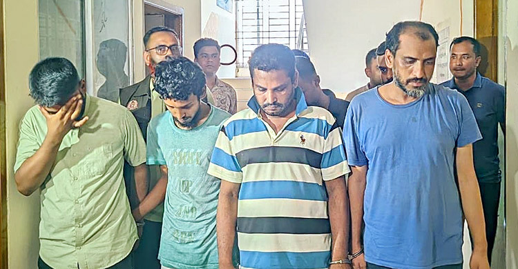 নিয়োগ পরীক্ষায় জালিয়াতি ও প্রক্সি চক্রের ৬ সদস্য আটক